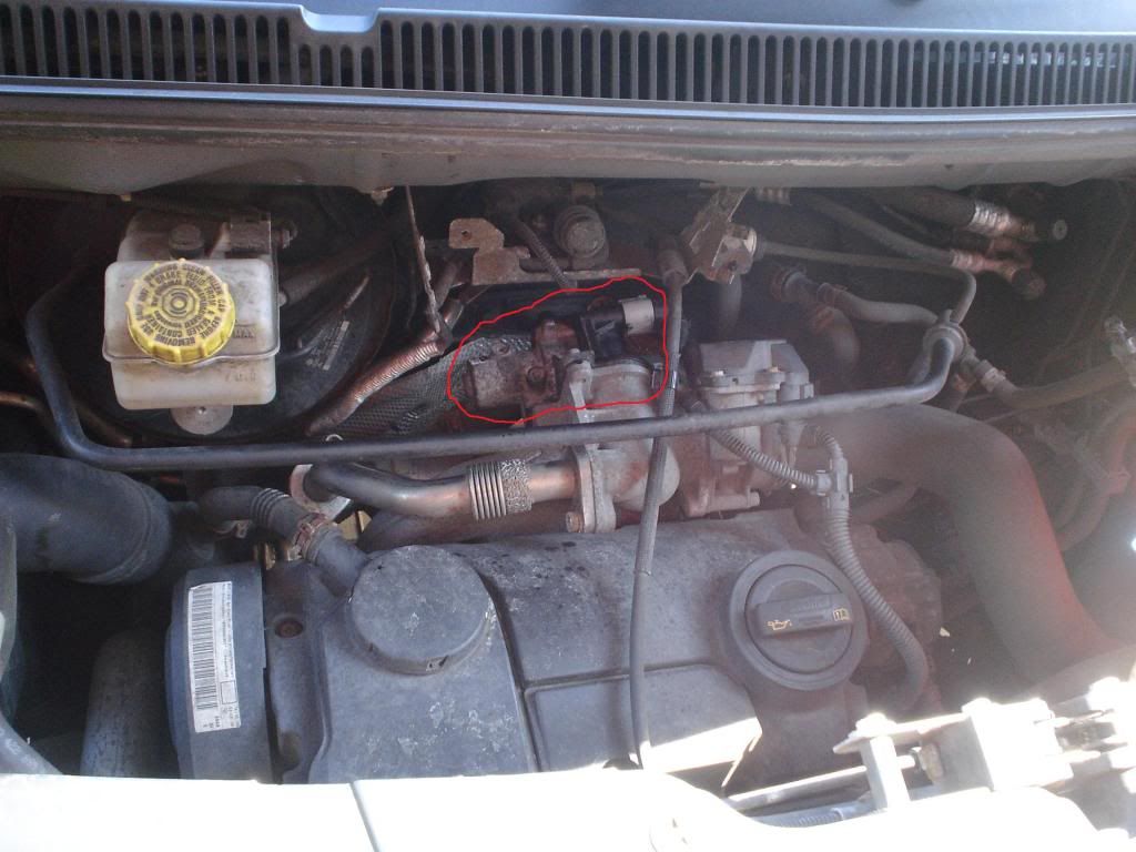 EGR valve removal for cleaning HOW TO. VW T4 Forum VW T5 Forum